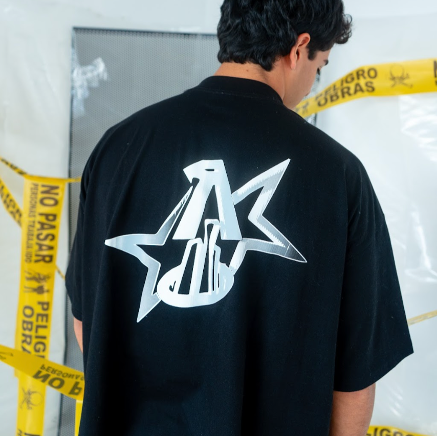 TEE ARTIFICIAL BLACK